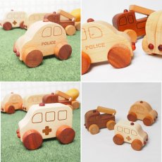 画像3: 木のおもちゃ 車 木製 ミニカーお楽しみ3個セット 働く車シリーズ 消防車 パトカー 救急車 ミキサー車から3つ (3)