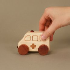画像11: 木製ミニカー お楽しみ3個セット 働く車シリーズ 消防車 パトカー ミキサー車 救急車 (11)