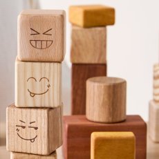 画像6: 出産祝い おもちゃ 0歳 1歳 名入れ ギフトセット すくすく積み木セット 赤ちゃん おもちゃ お名前ハンガー 音つみき ドミノ 動物おもちゃ (6)