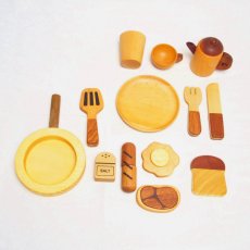 画像2: 木製おままごと プチシェフ フライパンクッキングセット ティーポット フライパン 食材入り おままごと ままごとセット (2)