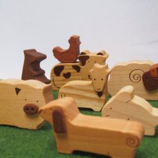 画像6: 木のおもちゃ 知育玩具 動物農場セット 動物9個+スティック積み木8本  ファーム 木製人形 ごっこ遊びおもちゃ (6)