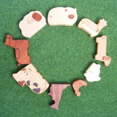 画像2: 木のおもちゃ ごっこ遊びおもちゃ 木製 動物人形9個 ファーム 牧場のおともだち 2歳おもちゃ 3歳おもちゃ ウマ ヒツジ ニワトリ ウシ ブタ イヌ カンガルー ウサギ ヤギ (2)