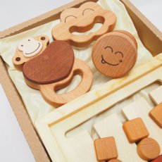 画像3: 赤ちゃん おもちゃ ギフトセット  ファーストステップ４点セット 出産祝い 天然素材 男の子 女の子 木製 知育玩具 (3)