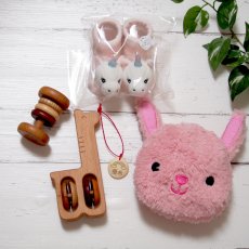 画像7: 出産祝い 木のおもちゃ ラトルソックス入りギフト カタカタセット 赤ちゃん おもちゃ 0歳 名入れつき (7)