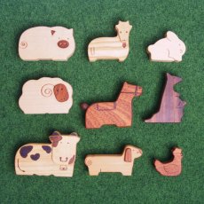 画像1: 木のおもちゃ 知育玩具 動物農場セット 動物9個+スティック積み木8本  ファーム 木製人形 ごっこ遊びおもちゃ (1)