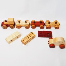 画像4: [アウトレット特別価格] 木製 汽車セット 磁石連結 のりものおもちゃ ミニカー入り (4)