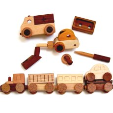 画像1: 木のおもちゃ 車 のりものいっぱい 組立セット 磁石連結 汽車 工具おもちゃ 知育玩具 (1)