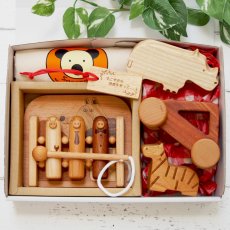 画像4: 木のおもちゃ ギフトセット 名前入り 動物いっぱい 音いっぱい 車おもちゃ入り 赤ちゃんおもちゃわくわくセット (4)