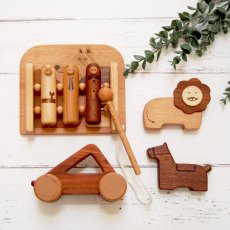 画像6: 木のおもちゃ ギフトセット 名前入り 動物いっぱい 音いっぱい 車おもちゃ入り 赤ちゃんおもちゃわくわくセット (6)