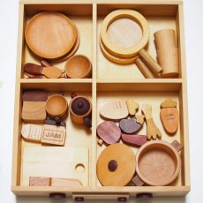 画像5: 【在庫一掃SALE】 訳あり品 特別価格 アウトレット ままごと 木製 木箱 ガスレンジ付き 名前入り 木製ままごと キッチン 木のおもちゃ (5)