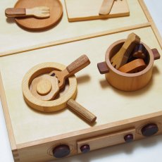 画像7: 【在庫一掃SALE】 訳あり品 特別価格 アウトレット ままごと 木製 木箱 ガスレンジ付き 名前入り 木製ままごと キッチン 木のおもちゃ (7)
