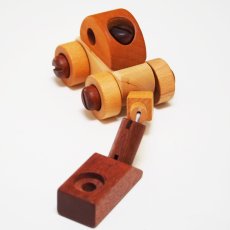 画像2: 【在庫一掃SALE】アウトレット 木のおもちゃ 車 ねじ回し 組立おもちゃ ボルト くるまおもちゃ お試しセット  (2)