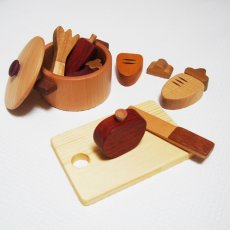 画像4: 木のおもちゃ ままごと 食材 鍋 ことことお料理セット 木製おもちゃ おままごとセット 両手鍋 食材 食器 (4)
