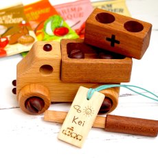 画像5: 出産祝い ギフト ママ向け スープ入り 木のおもちゃ 知育おもちゃ&スープセット  ハートウォーミングギフトB ママとBABYへのギフトセット 木の車おもちゃ  (5)