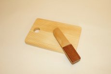 画像2: 木製ままごと まな板＆ナイフ 木のおもちゃ ままごとおもちゃ 磁石入り マグネット 木のおままごと 料理 クッキング スプソリ (2)