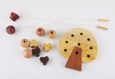 画像2: 知育玩具 3歳 おもちゃ ビーズ ひも通し遊び 木のおもちゃ 知育おもちゃ 指先 木製 パズル 知能 (2)