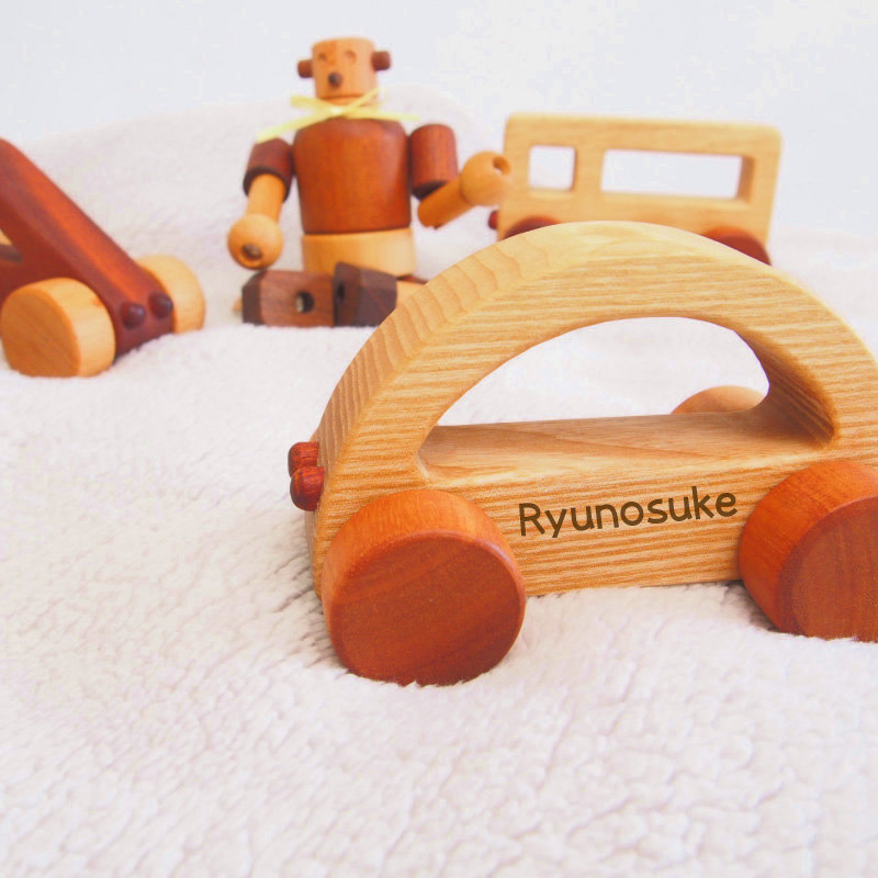 木のおもちゃ 知育玩具 ギフトセット ロボットくんとドライブ 木製ロボット人形+車おもちゃセット 名前入り スプソリ SOOPSORI すぷそり