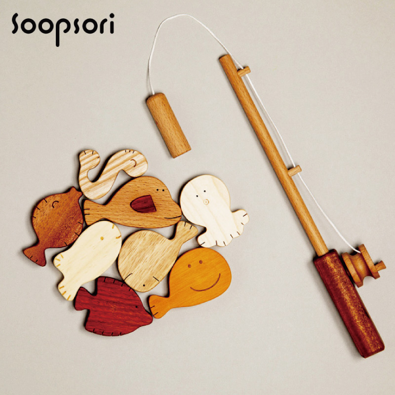 画像2: 名入れつき 魚つり遊びセット 磁石つき つりざお&お魚８個入り (2)