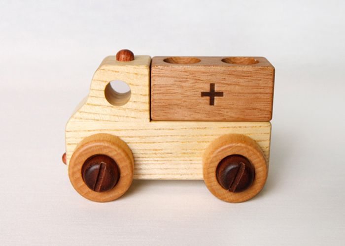 木のおもちゃ 工具で 組立あそびセット 車2個セット ボルトとドライバーで車を作ろう 木のおもちゃと子ども家具スプソリ